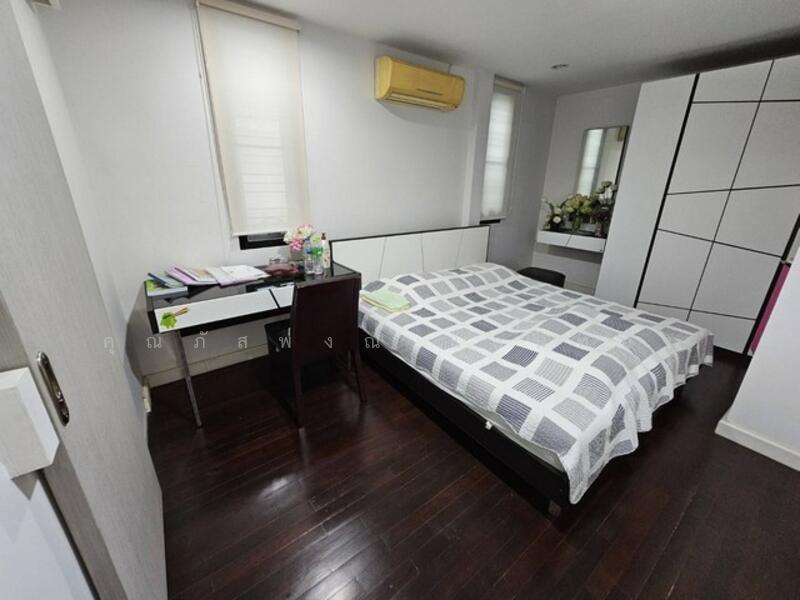 ให้เช่า - ถนนลาดพร้าว,วิภาวดี-รังสิต,รัชดา ซอยลาดพร้าว18 ทรงสะอาด แขวงจอมพล เขตจตุจักร กรุงเทพ 10900, กรุงเทพ