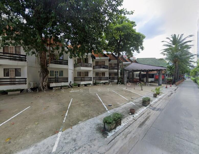 ขาย - ขายโรงแรมพร้อมที่ดินสุดสวย ทำเลทองใจกลางเมืองพัทยา วิวทะเล เหมาะสำหรับนักลงทุน, ชลบุรี