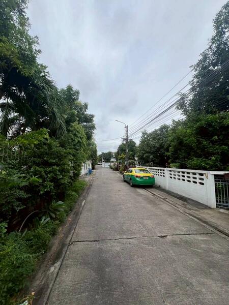 ให้เช่า - Quaritz Rama 9 : ควาริทซ์ พระราม9, กรุงเทพ