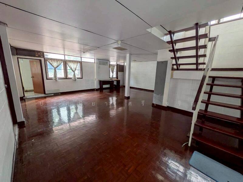 ให้เช่า - Quaritz Rama 9 : ควาริทซ์ พระราม9, กรุงเทพ