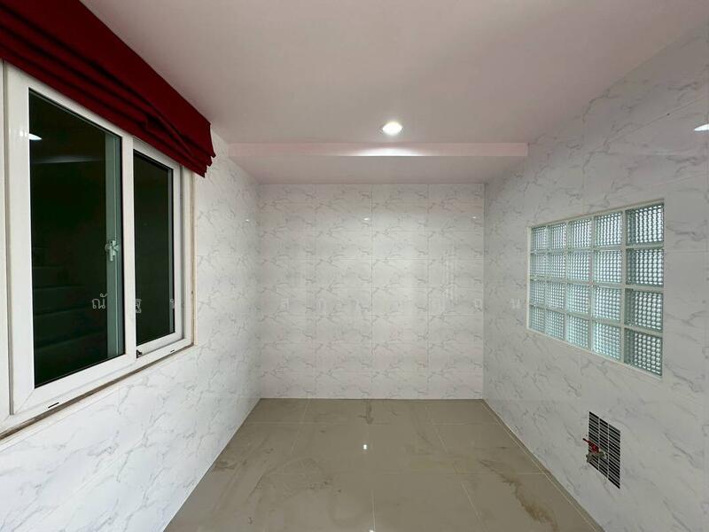 ขาย - สายสี่สแควร์, นครปฐม