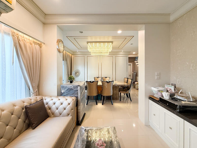 ขาย - Setthasiri Pattanakarn : เศรษฐสิริ พัฒนาการ, กรุงเทพ