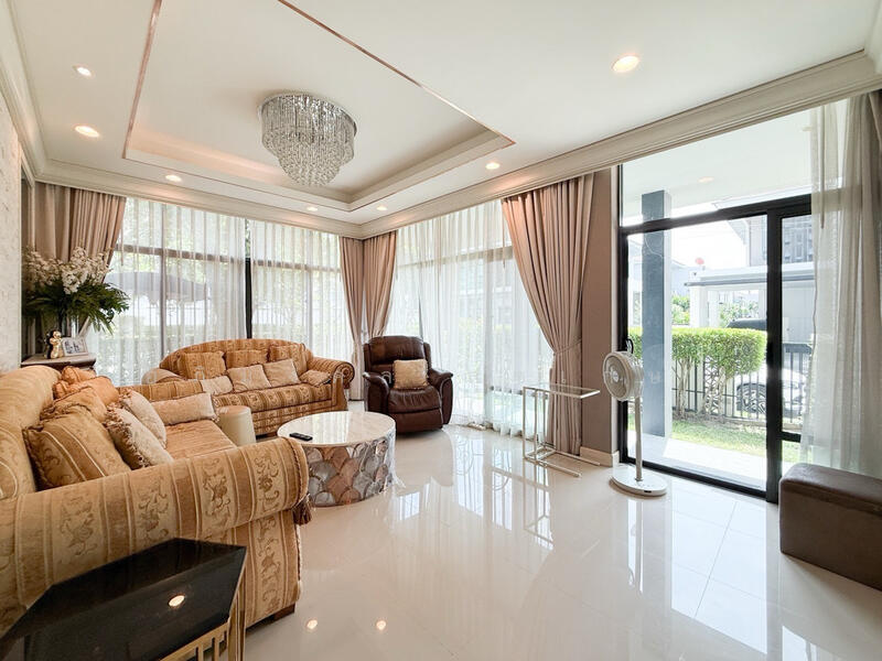 ขาย - Setthasiri Pattanakarn : เศรษฐสิริ พัฒนาการ, กรุงเทพ