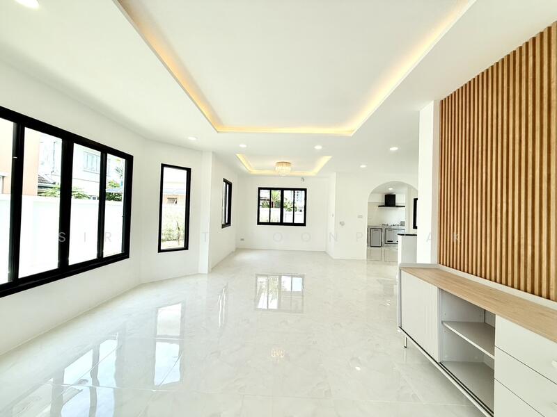 ขาย - Land and Houses Park : แลนด์ แอนด์ เฮ้าส์ ปาร์ค, ภูเก็ต