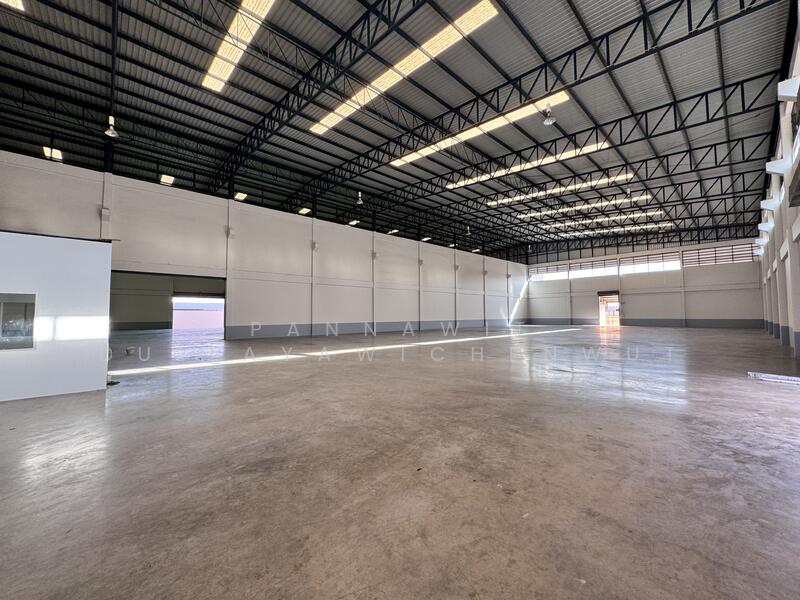 For Rent - โกดัง ให้เช่า 3,168 ตร.ม. ตำบล บางพลีใหญ่, บางพลี, สมุทรปราการ (รหัส : JKP319), Samut Prakan