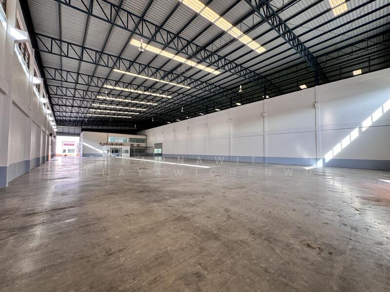 ให้เช่า - โกดัง ให้เช่า 3,168 ตร.ม. ตำบล บางพลีใหญ่, บางพลี, สมุทรปราการ (รหัส : JKP319), สมุทรปราการ