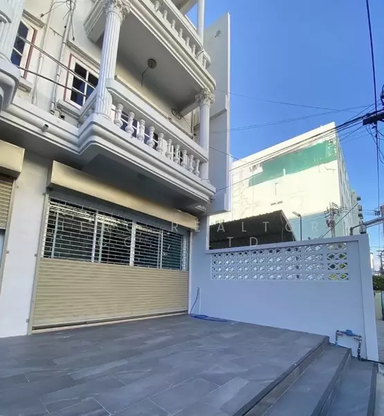ให้เช่า - For Rent Bangkok Townhouse Pracha Rat Bamphen Huai Khwang MRT Huai Khwang BRE26081, กรุงเทพ