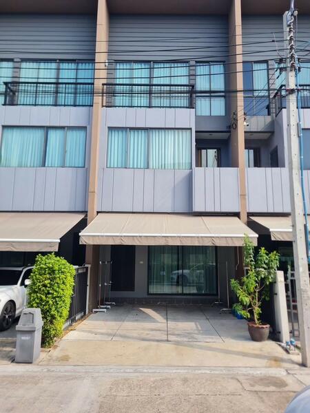 For Rent - หมู่บ้านกลางเมือง-วัชรพล, Bangkok