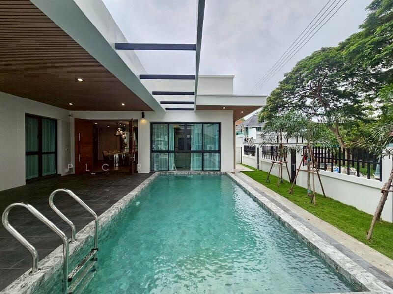 Luxury 4-Bedroom Pool Villa for Sale in Jomtien, Chon Buri (Pattaya), Bang Lamung, Bang Lamung (Pattaya), Chon Buri (Pattaya), 4 Bedrooms, 374 sqm, Single Detached House For Sale, by PLC Real Estate, 500013506 - DDproperty.com
