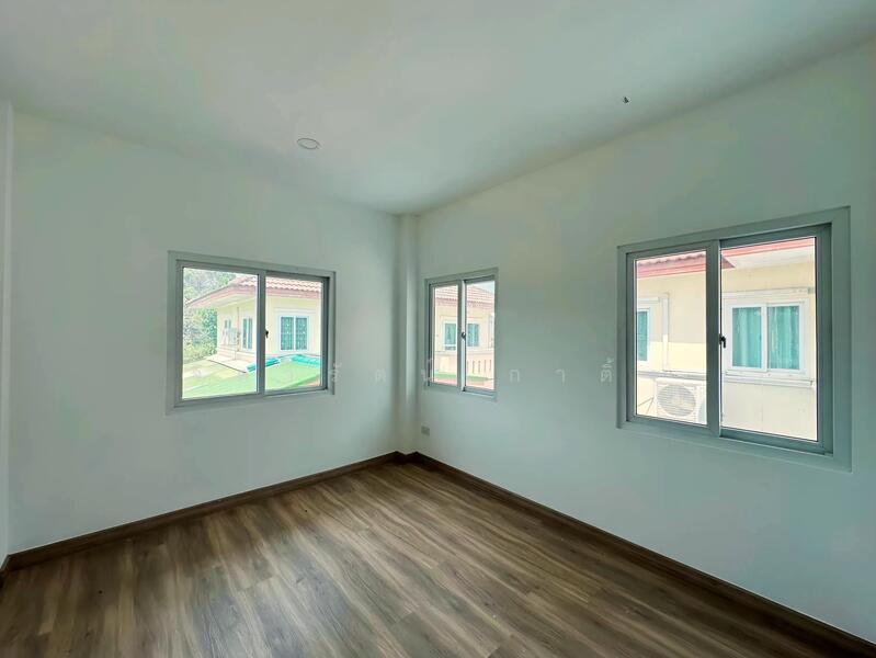For Rent - หมู่บ้าน ลภาวัน 1, Nonthaburi