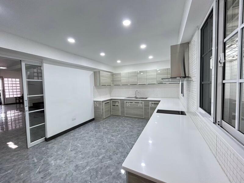 ให้เช่า - ถนนสุขุมวิท71 บ้านพัฒนเวศน์, กรุงเทพ