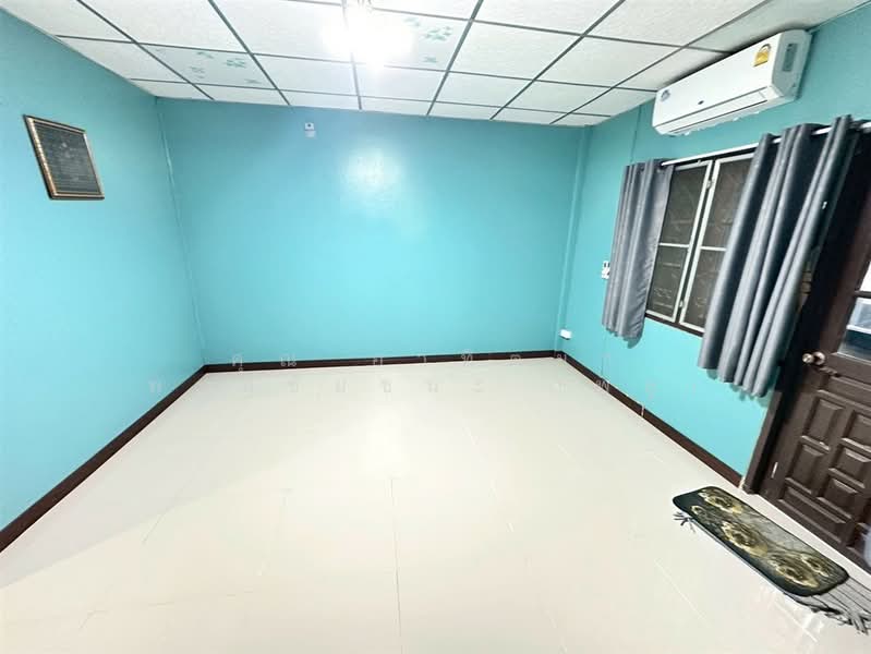 หมู่บ้านริมสวนวิลล่า รามคำแหง139, Bangkok, Saphan Sung, Saphan Sung, Bangkok, 2 Bedrooms, 80 sqm, Townhouse For Sale, by คุณ อาทิตยา พรมชัยชนะ (พลู), 500013577 - DDproperty.com