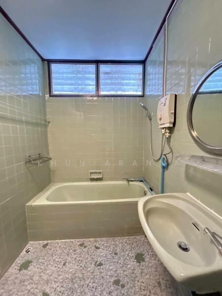 ให้เช่า - ถนนสุขุมวิท71 ซอยปรีดีพนมยงค์, กรุงเทพ