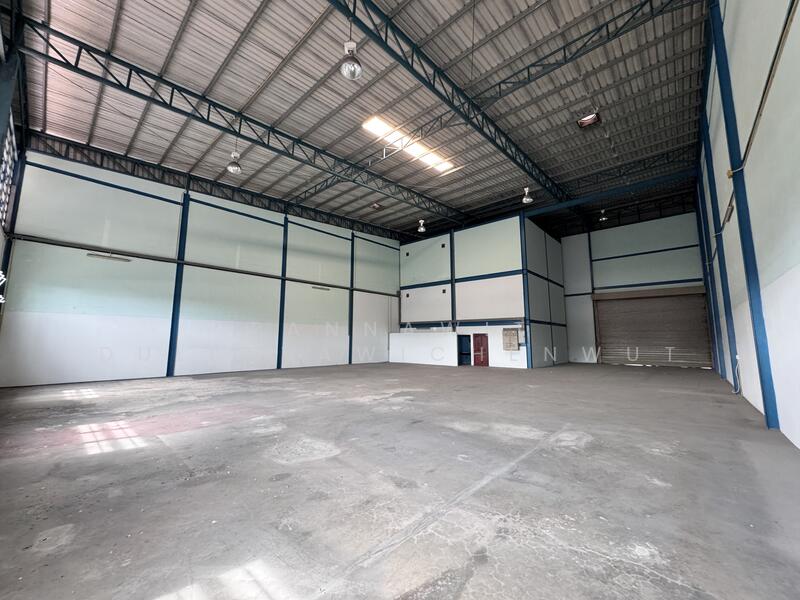 ให้เช่า - โกดัง, ออฟฟิศ ให้เช่า 664 ตร.ม. ตำบล บางโฉลง, บางพลี, สมุทรปราการ (รหัส : JKP320), สมุทรปราการ