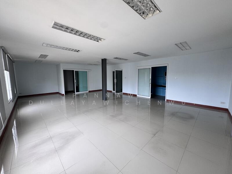 ให้เช่า - โกดัง, ออฟฟิศ ให้เช่า 664 ตร.ม. ตำบล บางโฉลง, บางพลี, สมุทรปราการ (รหัส : JKP320), สมุทรปราการ