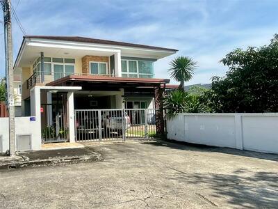 ขาย - Sirinrat Hatairat : ศิรินรัตน์ หทัยราษฎร์, กรุงเทพ