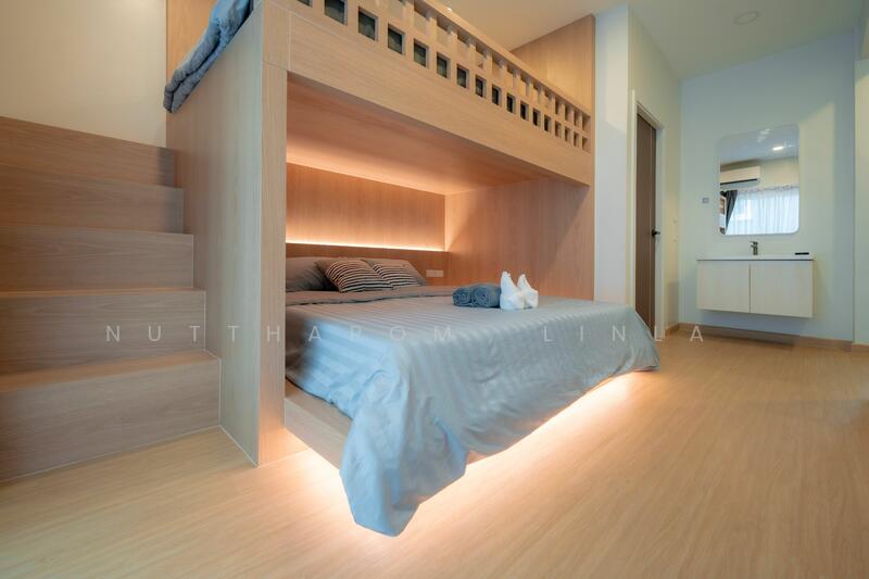 ขาย - 4-Br Townhouse near BTS Saint Louis (1585602), กรุงเทพ