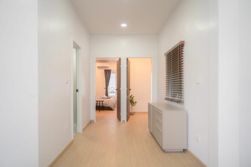 ขาย - 4-Br Townhouse near BTS Saint Louis (1585602), กรุงเทพ