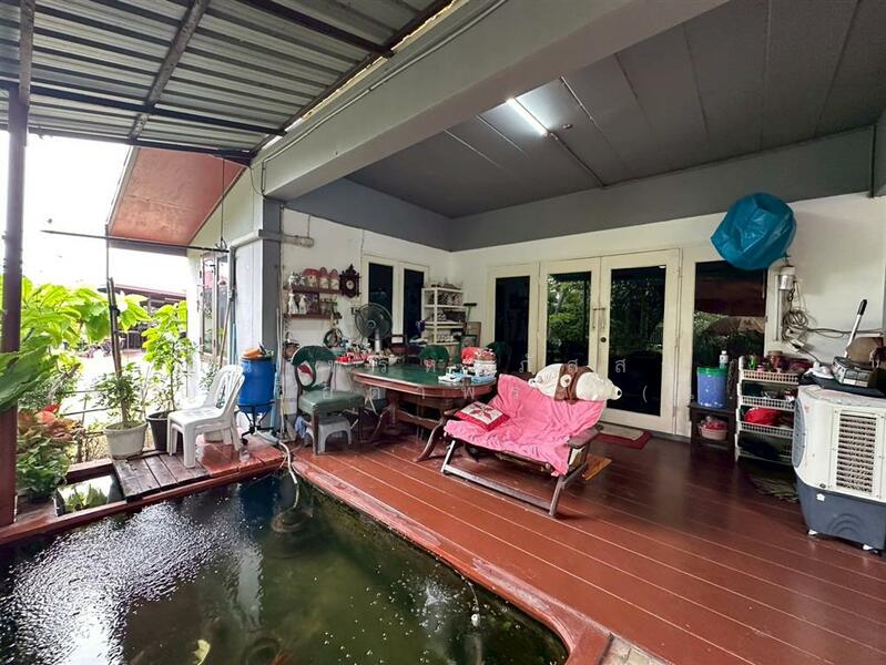 ขาย - บ้านเดี่ยว + ที่ดิน 2 ชั้น 316.4 ตร.ว. บ้านเดี่ยว + ที่ดิน ถนนปทุมธานี-บางปะหัน ใกล้โรงพยาบาลสามโคก, ปทุมธานี