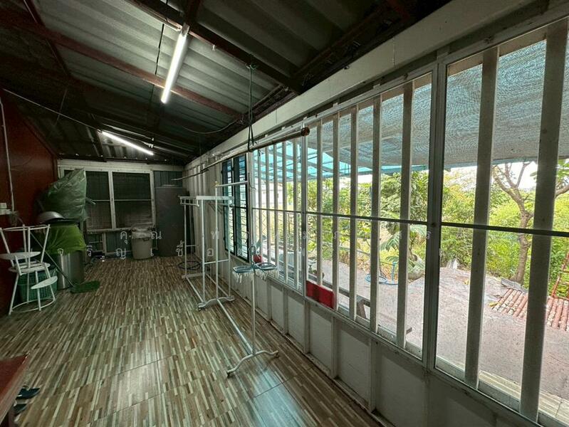 ขาย - บ้านเดี่ยว + ที่ดิน 2 ชั้น 316.4 ตร.ว. บ้านเดี่ยว + ที่ดิน ถนนปทุมธานี-บางปะหัน ใกล้โรงพยาบาลสามโคก, ปทุมธานี