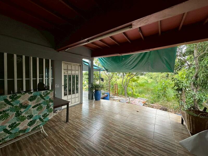 ขาย - บ้านเดี่ยว + ที่ดิน 2 ชั้น 316.4 ตร.ว. บ้านเดี่ยว + ที่ดิน ถนนปทุมธานี-บางปะหัน ใกล้โรงพยาบาลสามโคก, ปทุมธานี