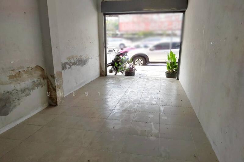 ขาย - ติดริมถนนเพชรบุรี ก่อนถึงแยกอุรุงพงษ์, กรุงเทพ