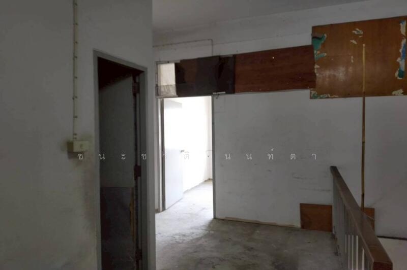 ขาย - ติดริมถนนเพชรบุรี ก่อนถึงแยกอุรุงพงษ์, กรุงเทพ