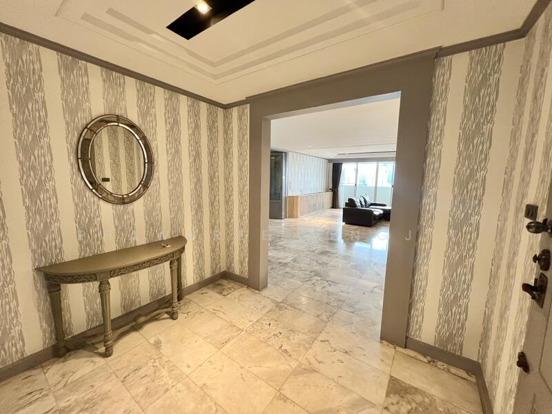 ขาย - D.S. Tower 1 Sukhumvit 33 : ดี.เอส. ทาวเวอร์ 1 สุขุมวิท 33, กรุงเทพ