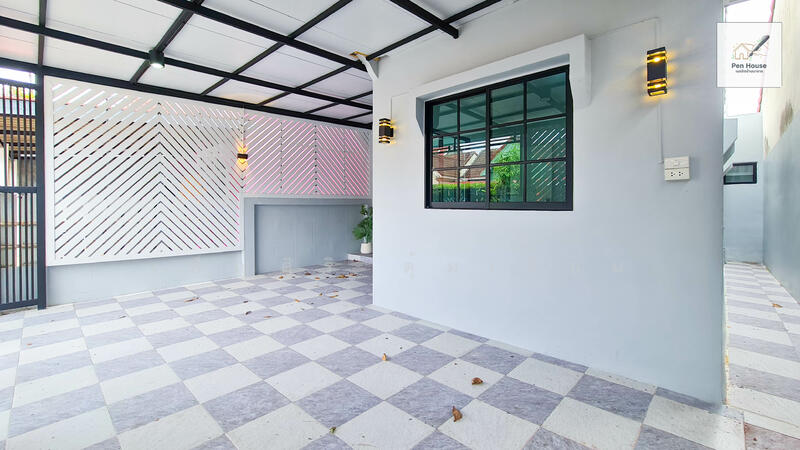 ขาย - Nantawan 5 Soi Liabwaree 11 : นันทวัน 5 ซอยเลียบวารี 11, กรุงเทพ