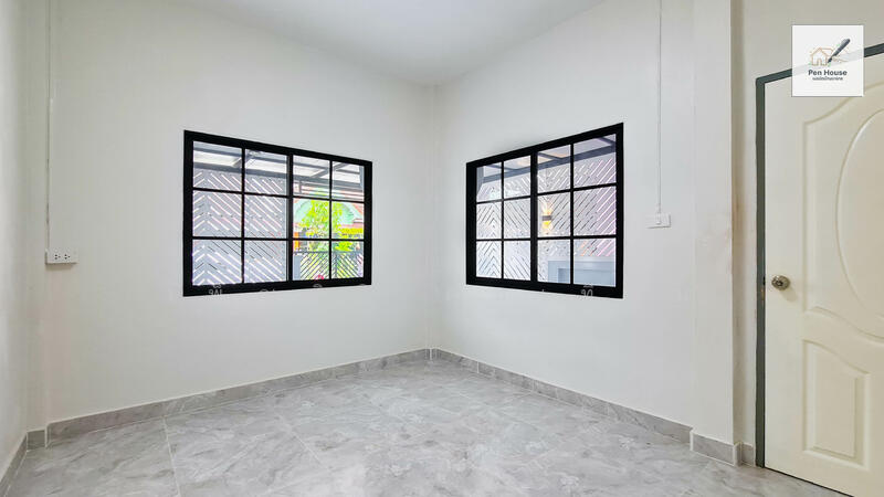 ขาย - Nantawan 5 Soi Liabwaree 11 : นันทวัน 5 ซอยเลียบวารี 11, กรุงเทพ