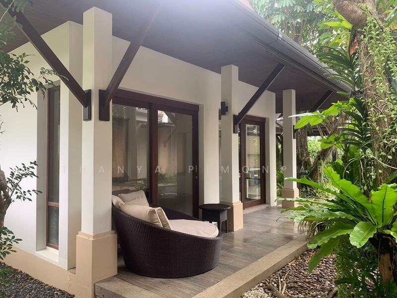 For Rent - Beachside Villa Veom Luxury 4 Bedrooms Villa Just 100 Meters, Surat Thani