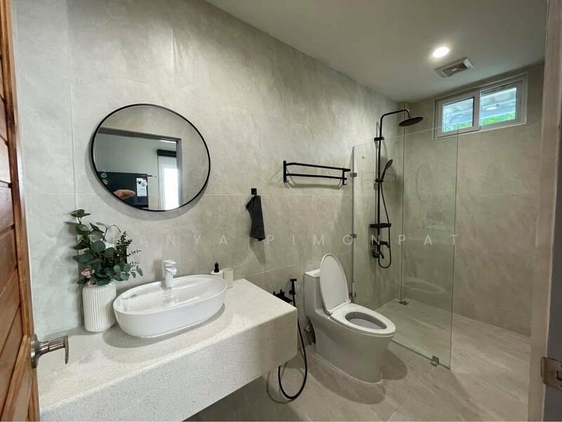 ให้เช่า - Pet Friendly 2 Bedrooms Townhouse Near Fisherman’s Village, สุราษฎร์ธานี