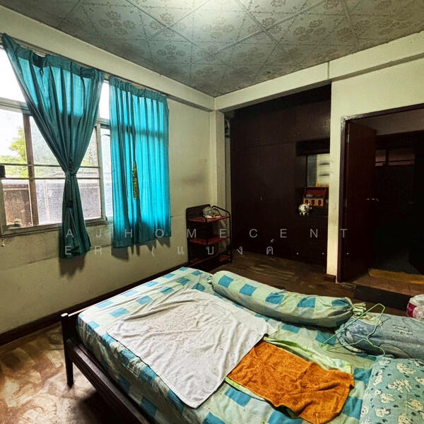 ขาย - ที่ดินพร้อมบ้านเก่า ซอยจรัญสนิทวงศ์ 77, กรุงเทพ