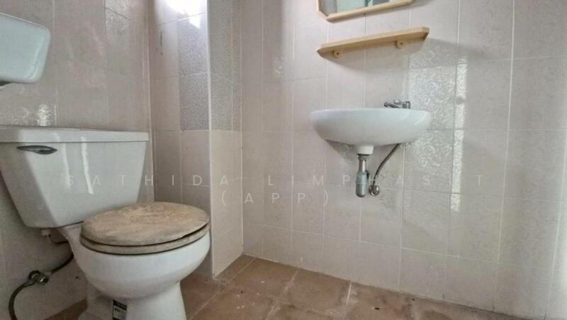 ให้เช่า - Commercial building in Nakluea, ชลบุรี