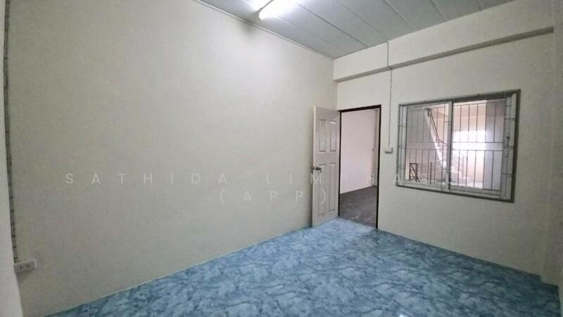 ให้เช่า - Commercial building in Nakluea, ชลบุรี