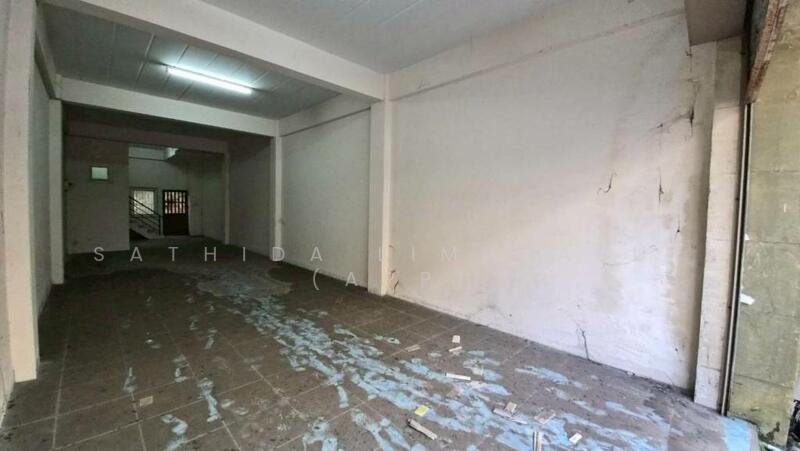 ให้เช่า - Commercial building in Nakluea, ชลบุรี