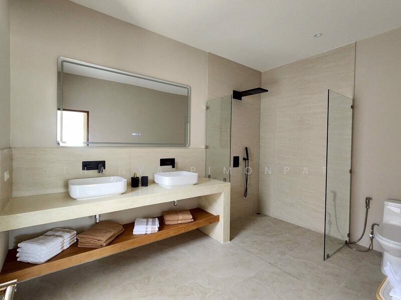 ขาย - Exquisite Bali-Style 2 Bedrooms Pool Villa in Maenam, สุราษฎร์ธานี