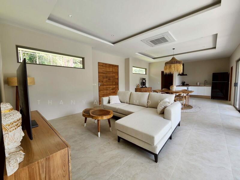 ขาย - Exquisite Bali-Style 2 Bedrooms Pool Villa in Maenam, สุราษฎร์ธานี