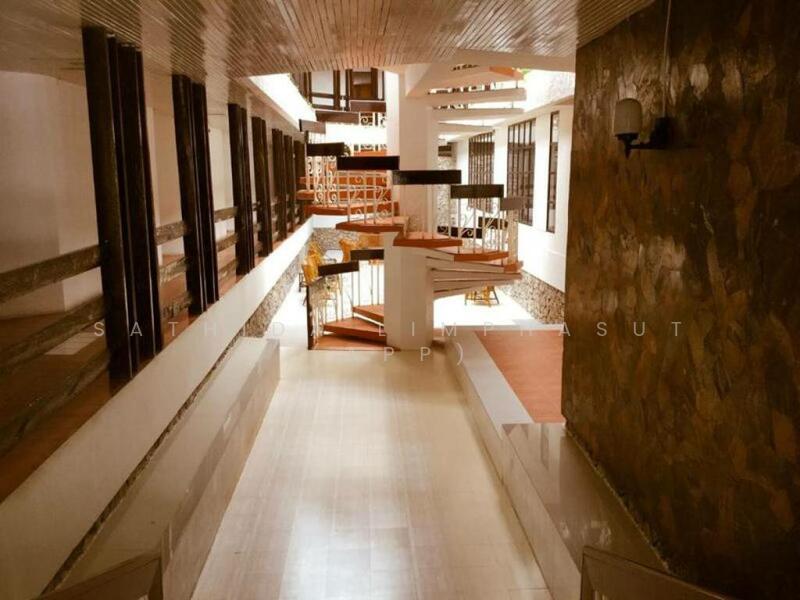 For Sale - 50 Room Hotel In Central Pattaya For Sale, Chon Buri (Pattaya)