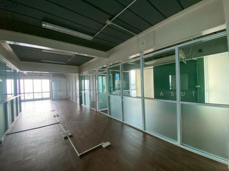 For Rent - Office Space For Rent In A Convenient Location, Chon Buri