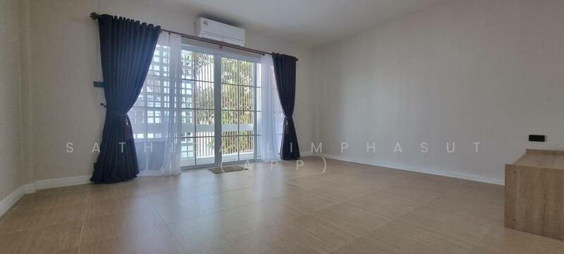 ขาย - Townhouse In Jomtien, ชลบุรี