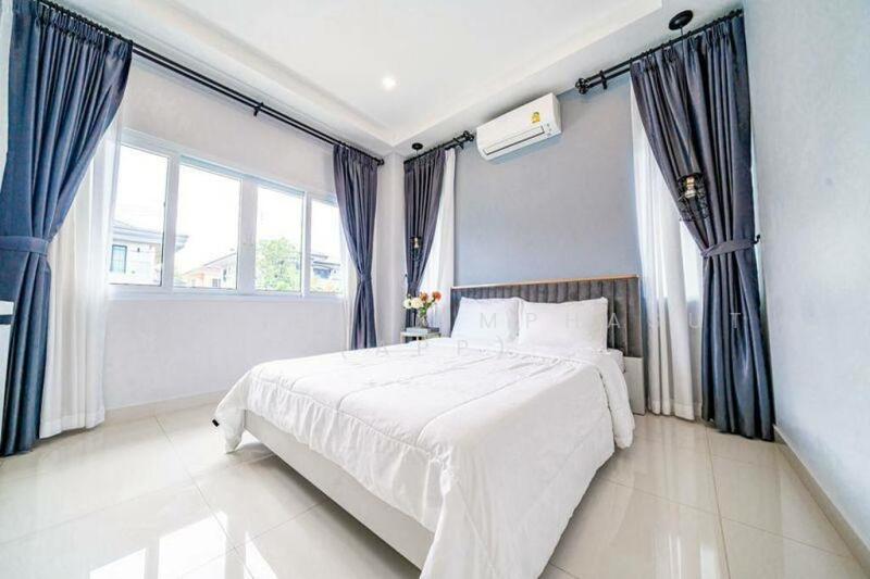 For Sale - View Point Village, Chon Buri (Pattaya)