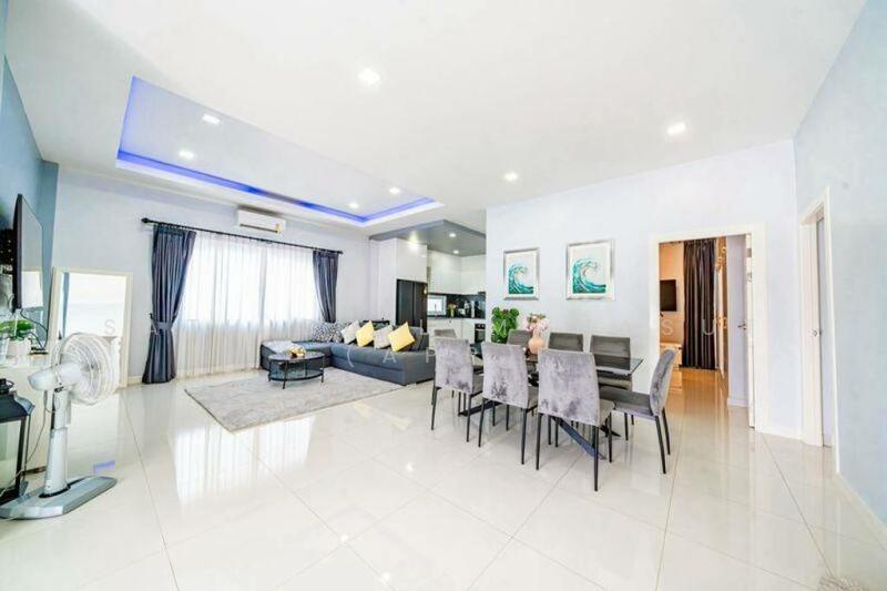 For Sale - View Point Village, Chon Buri (Pattaya)