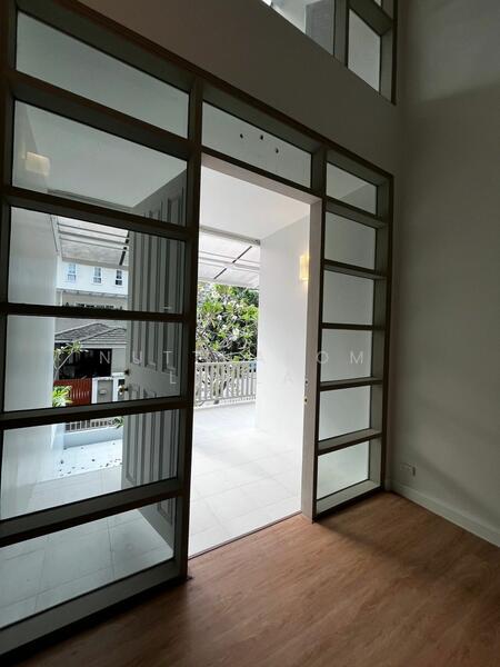 ขาย - FULLY RENOVATED HOUSE - SUKHUMVIT SOI 31 - 47 TARANGWAH. (1530356), กรุงเทพ