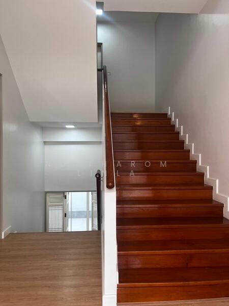 For Sale - FULLY RENOVATED HOUSE - SUKHUMVIT SOI 31 - 47 TARANGWAH. (1530356), Bangkok