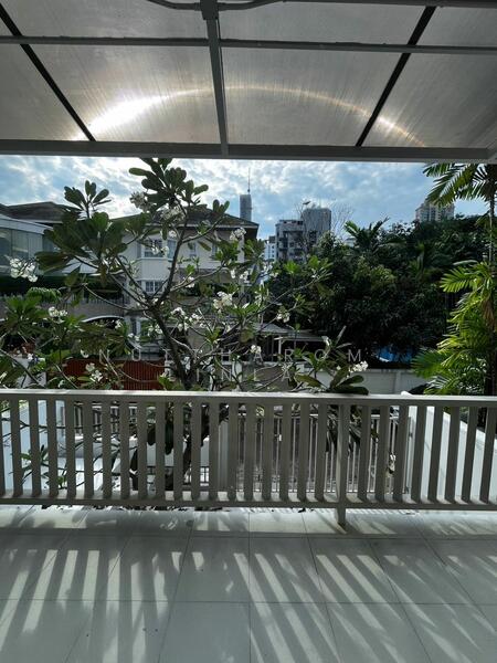 For Sale - FULLY RENOVATED HOUSE - SUKHUMVIT SOI 31 - 47 TARANGWAH. (1530356), Bangkok