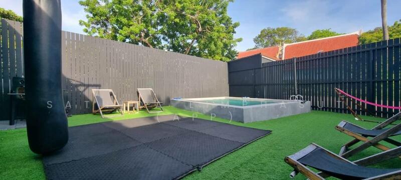 ขาย - Business For Takeover In Jomtien Beach, ชลบุรี