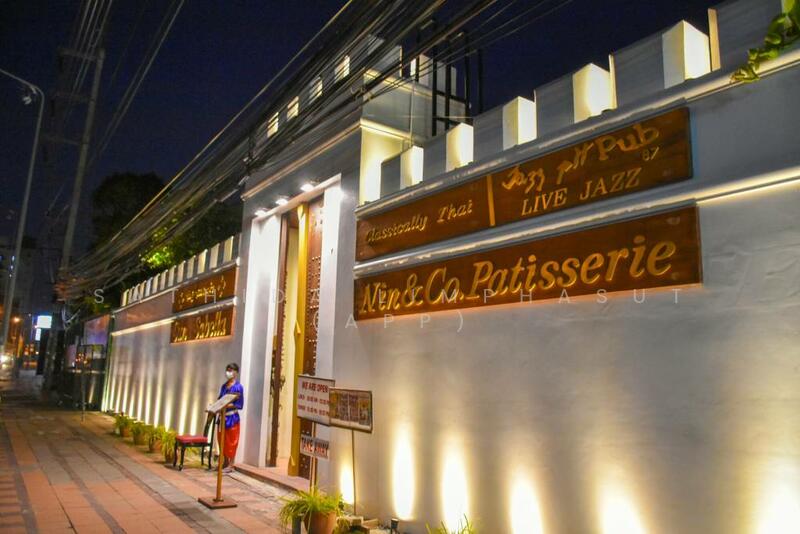 For Rent - Business with Villa For Rent In Thappraya Area, Chon Buri