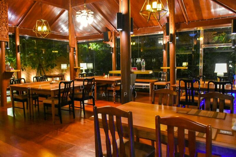 ให้เช่า - Business with Villa For Rent In Thappraya Area, ชลบุรี