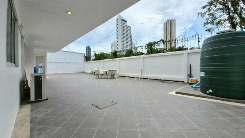 For Sale - Jomtien Beach Paradise, Chon Buri (Pattaya)